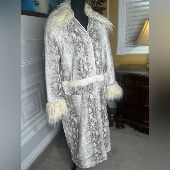 Nasty Gal Womens Snake Print Shearling Trim Longline Aviator Coat - Picture 8 of 12